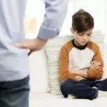 ۸ رفتار اشتباه والدین که نباید با فرزندان پیش دبستانی خود انجام دهند